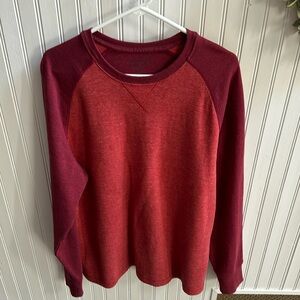 L L Bean Men sweat shirt L Regular - Red and Maroon